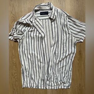 Abercrombie & Fitch Short Sleeve Button Up